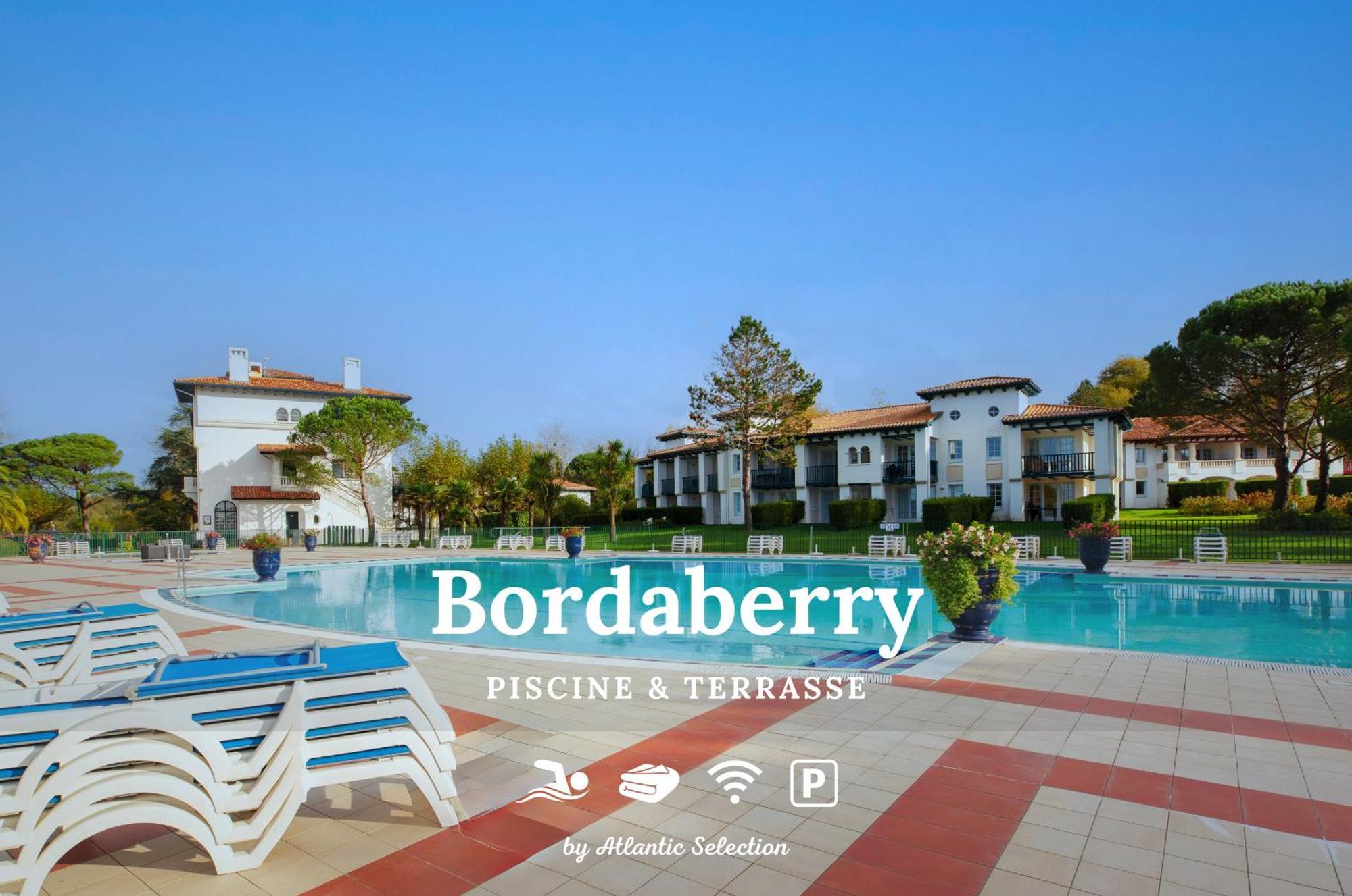 Atlantic Selection - Domaine De Bordaberry - Terrasse & Superbe Piscine Apartment Urrugne Ngoại thất bức ảnh